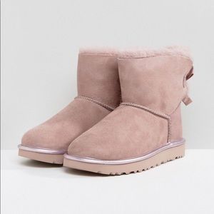 SOLD Mini Bailey Bow II Metallic Uggs